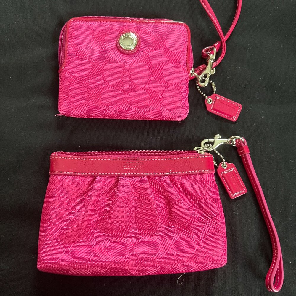 Coach Vintage Fuchsia pleated wristlet & matching wallet